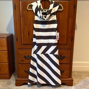 Split Athletic Cotton Dress NWT M